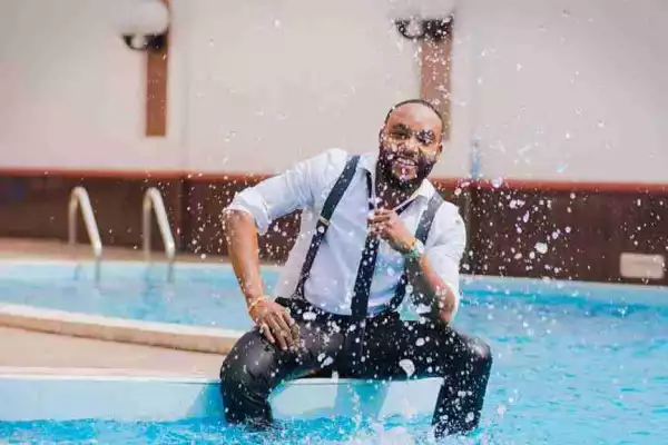 Good-Looking Singer, Kcee Gets ‘WET’ In New Photos